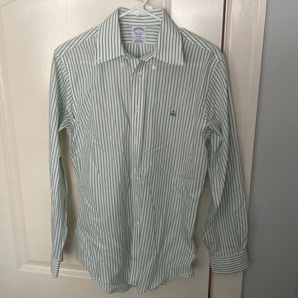 Brooks Brothers Regent Small Button Up